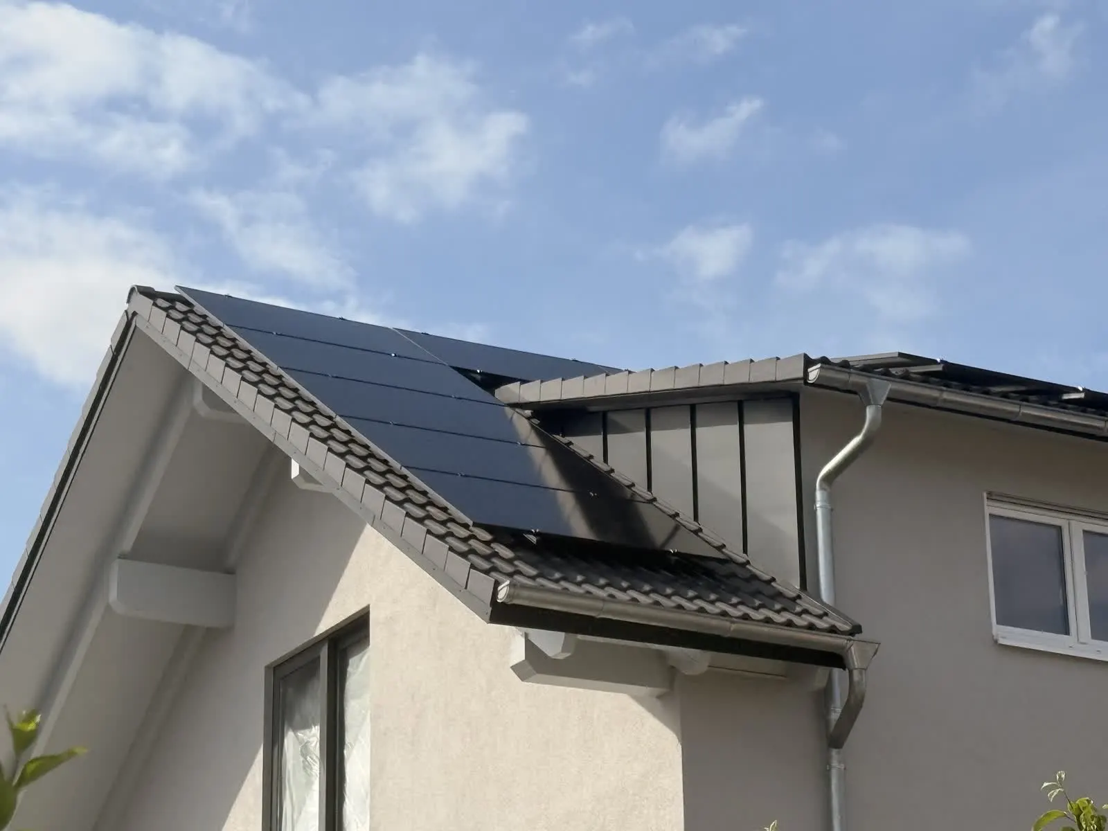 Photovoltaikanlage mit 18,6 kWp auf Einfamilienhaus in Steinenbronn